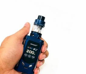 SMOK R-Kiss Kit Фото 13 SMOK R-Kiss Kit Фото 13